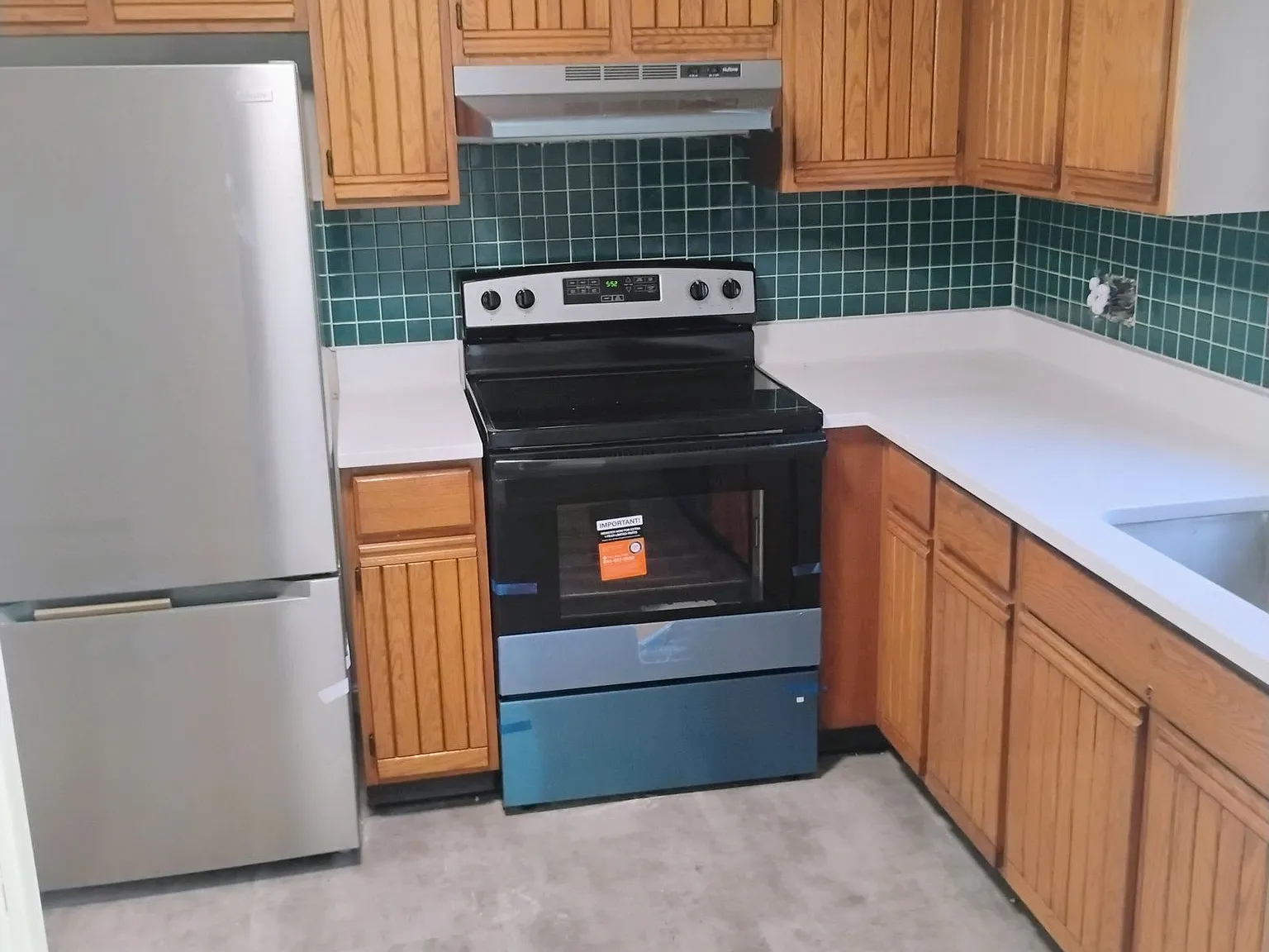 2 bed, 1.0 bath, $2,400 — Photo 2