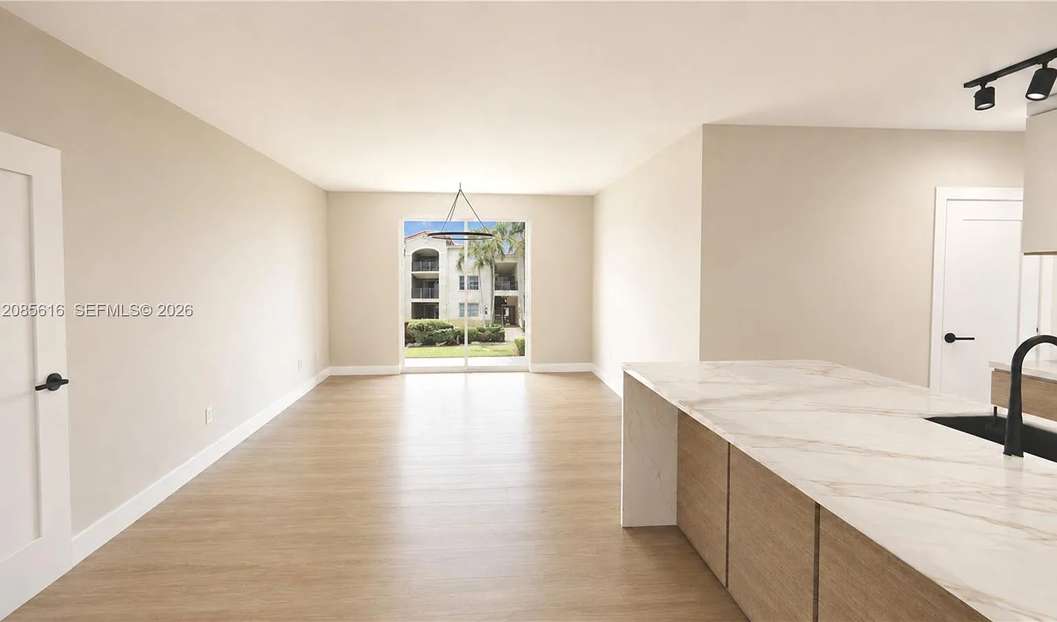 Gables Court — Photo 2