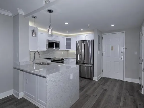 Fairfield Metro at Glen Cove