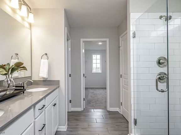 5th image of 23288 Rebecca Ln