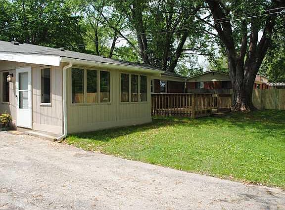 2nd image of 673 N State Road 267