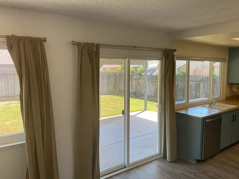9600 Allegheny Dr — Photo 51