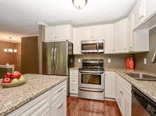 6106 Creek View Trl, Minnetonka, MN 55345