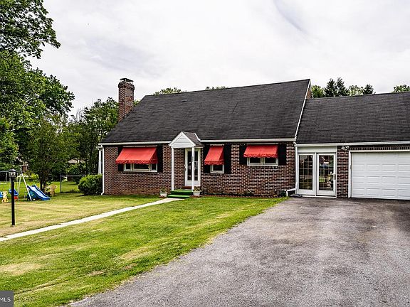 3rd image of 207 N Norris Ave