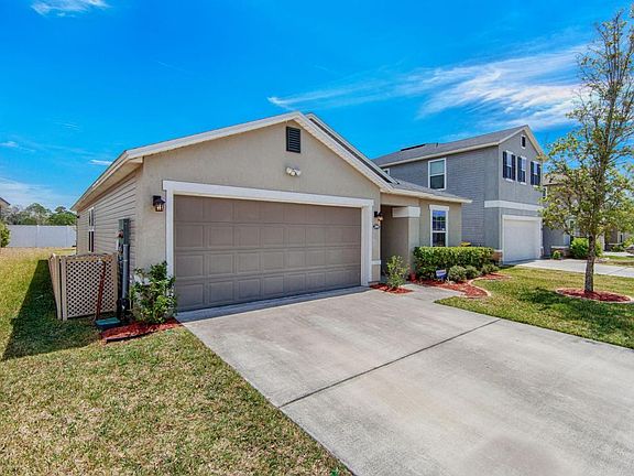 3rd image of 12090 Alexandra Dr