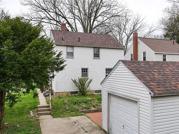4th image of 437 Oakgrove St