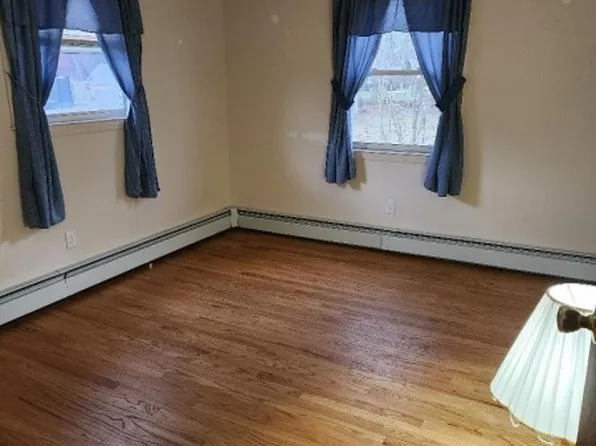 103 Carol Dr, Hackettstown Town, NJ 07840