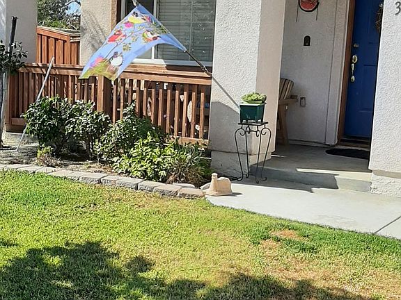 3rd image of 31445 Congressional Dr