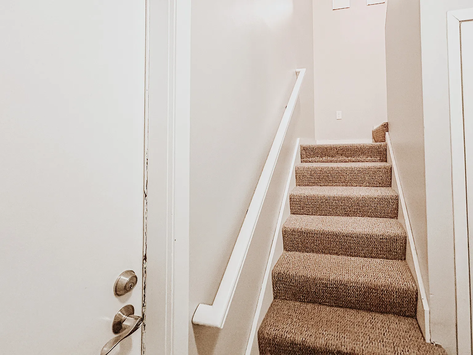 3 bed, 1100 sqft, $1,800 — Photo 3
