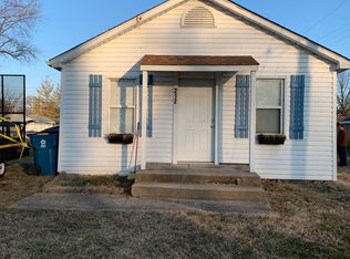 212 Poag Ave, South Roxana, IL 62087