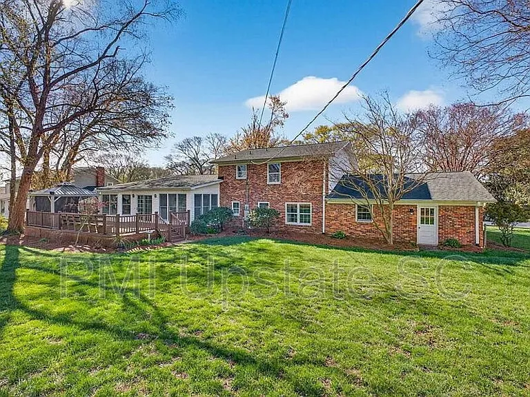 7 Tara Ave — Photo 19