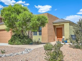 1710 Lark Dr NE, Rio Rancho, NM 87144
