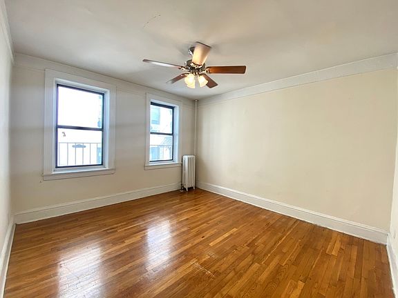 5th image of 30-71 33rd St #3C
