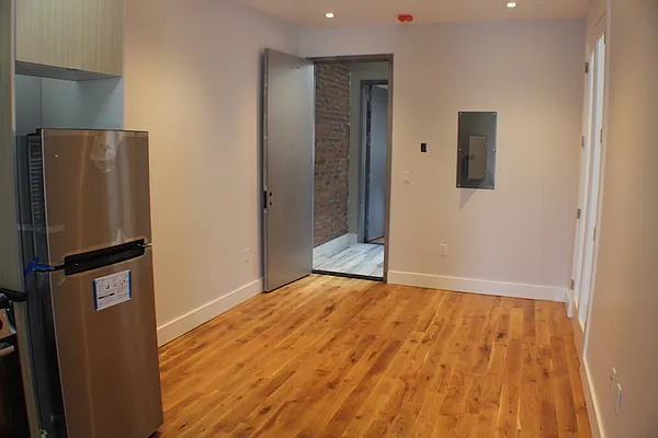 Rented by East Williamsburg Realty Inc | media 20