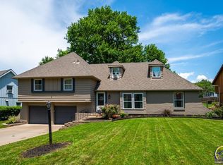 3708 SW 33rd St, Topeka, KS 66614