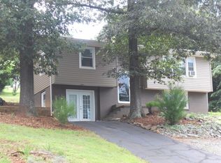 1626 Toddsbury Rd, Altavista, VA 24517