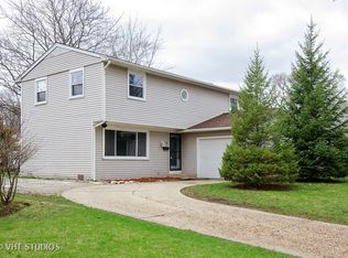 7018 Lowell Dr, Carpentersville, IL 60110