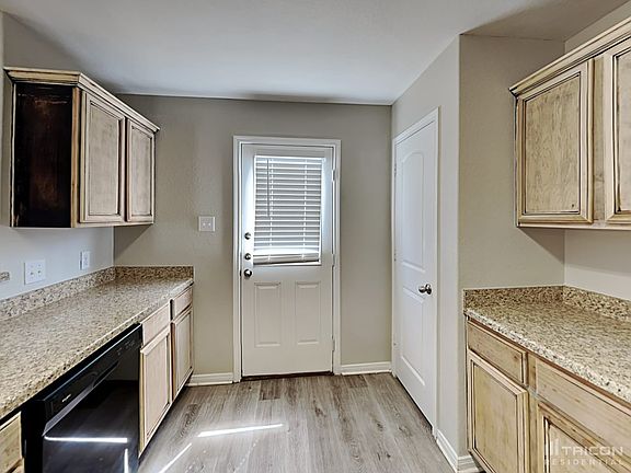4th image of 12350 Kirshner Way