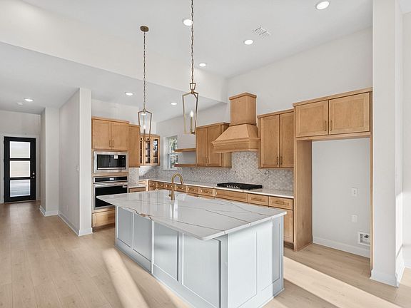 6th image of this home