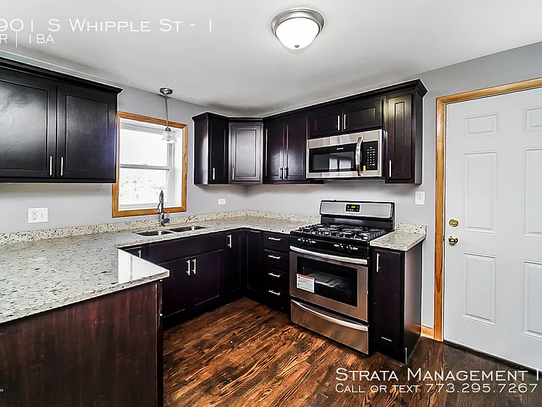 7906 S Whipple St #1 — Photo 2