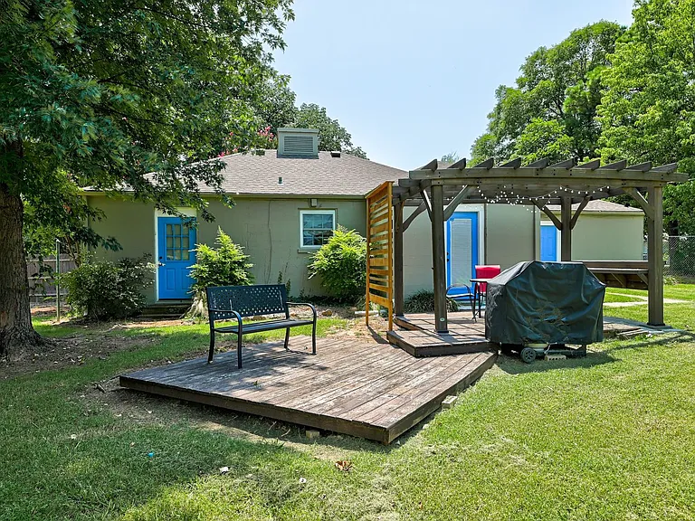 2801 Croydon Ct — Photo 18