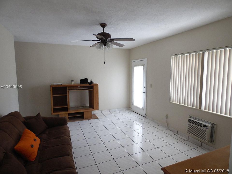 2nd image of 7300 Byron Ave APT 2