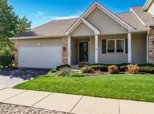 4126 Riverwood Dr, Loves Park, IL 61111