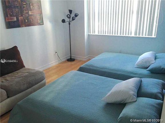 4th image of 1155 Brickell Bay Dr #S15