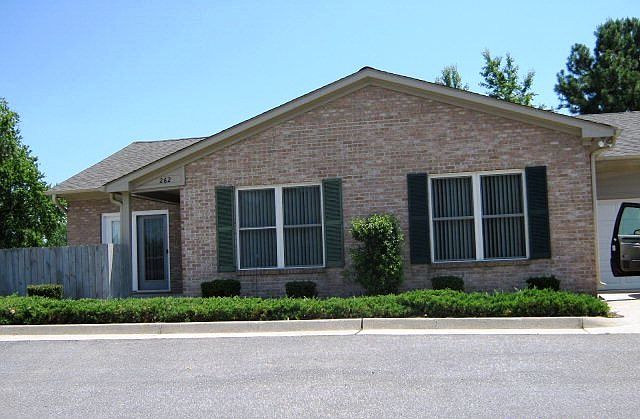 1st image of 262 Beaver Creek Dr