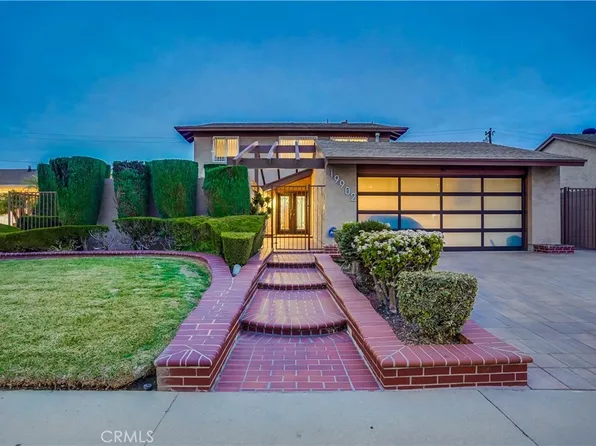 19902 Dunbrooke Ave, Carson, CA 90746