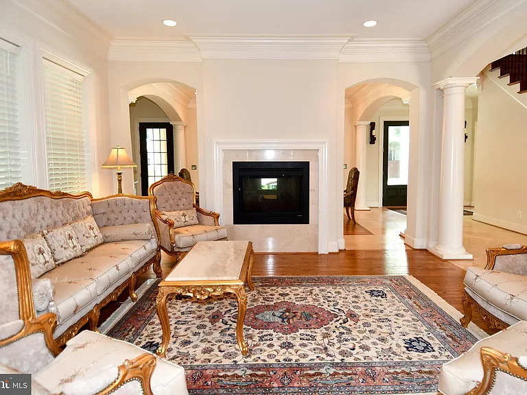 7104 Old Dominion Dr — Photo 9