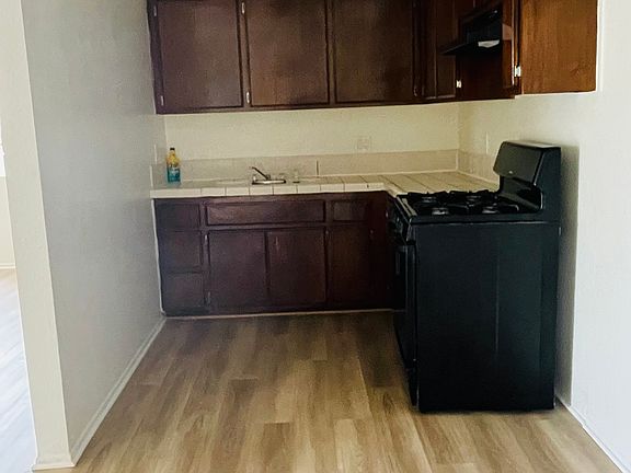 4th image of 11422 Freeman Ave APT 1