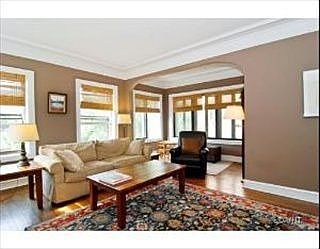 3rd image of 4739 N Paulina St #3