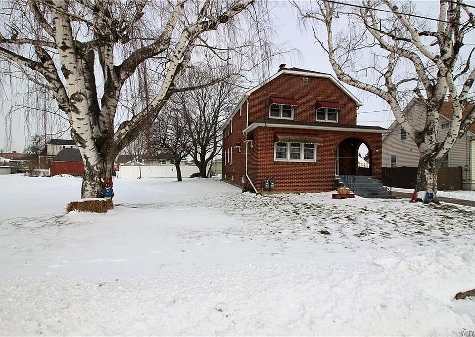 1st image of 44 Stearns Ave