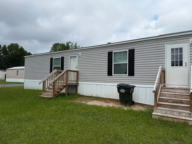 322A Picardy Dr — Photo 1