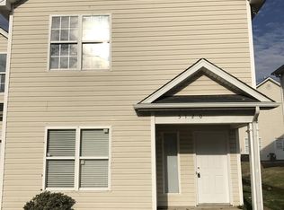 5120 Brooktree Dr, Charlotte, NC 28208