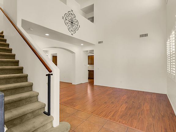 4th image of 438 E Calle De Ocaso