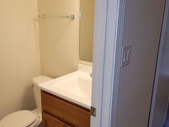 3rd image of 7600 Whitcomb St APT C