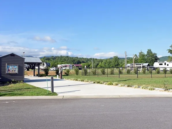 477 Mountain Creek Rd, Blairsville, GA 30512