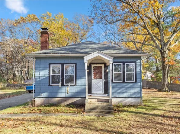 1 Capron Rd, Smithfield, RI 02917