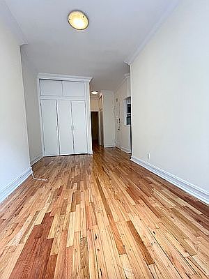 2nd image of 333 E 84th St APT 2B