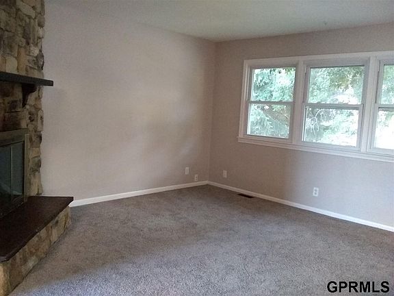 5th image of 6901 S 32nd Ave
