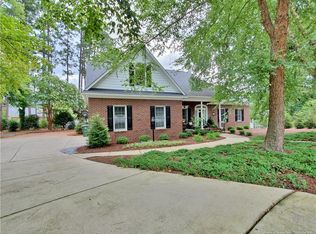 1709 Hatherleigh Pl, Fayetteville, NC 28304