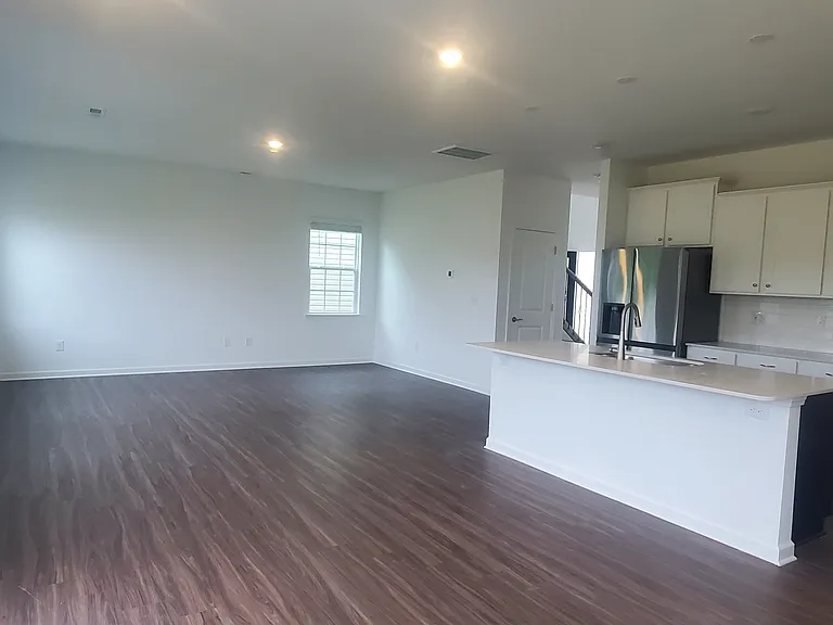 5537 Hydrangea St — Photo 11