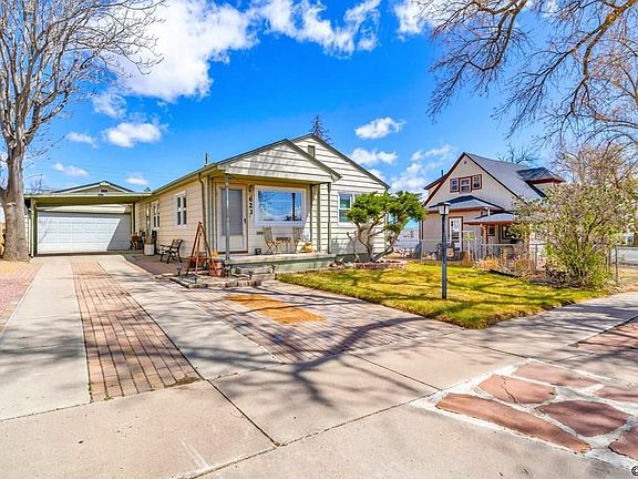 3rd image of 623 Floral Ave