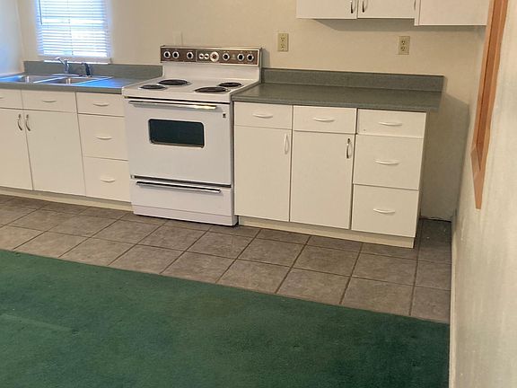 2nd image of 1207 E Canby St Unit C