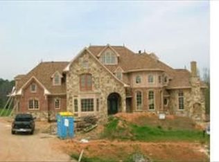 6097 Charleycote Dr, Raleigh, NC 27614