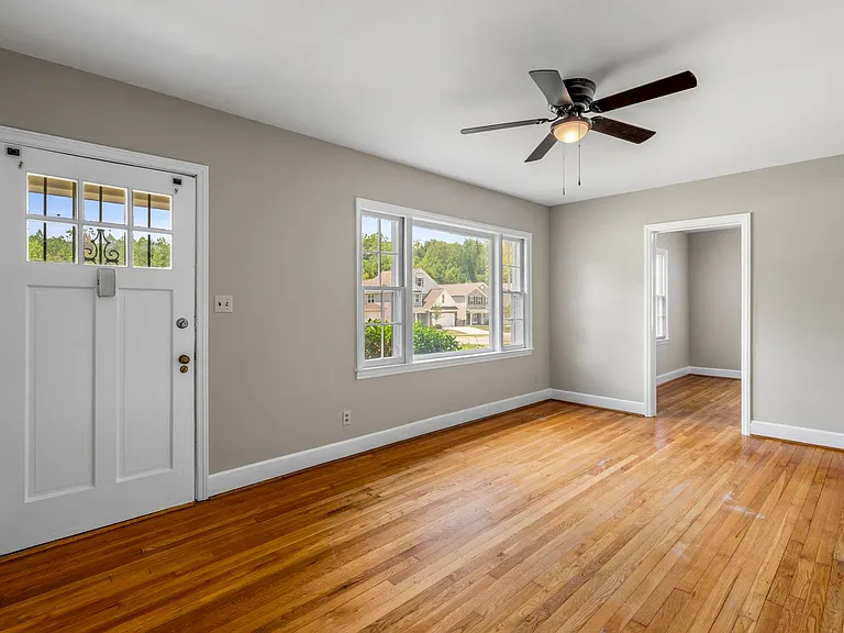 5219 Carol Ave — Photo 2