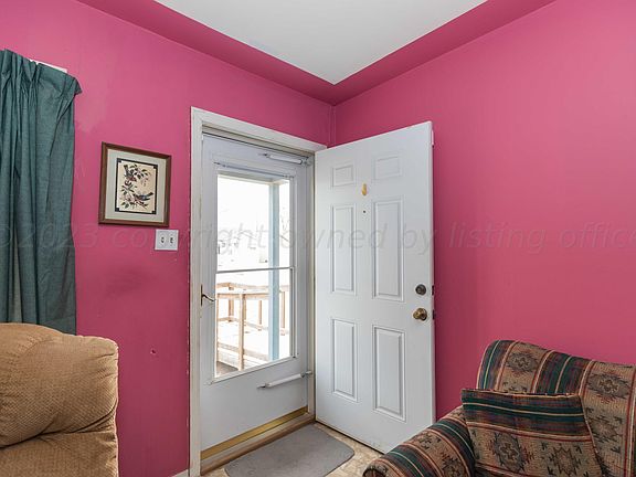 5th image of 108 S Faulkner St