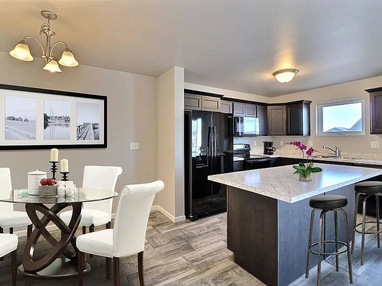 4406 Serenity Ct — Photo 4